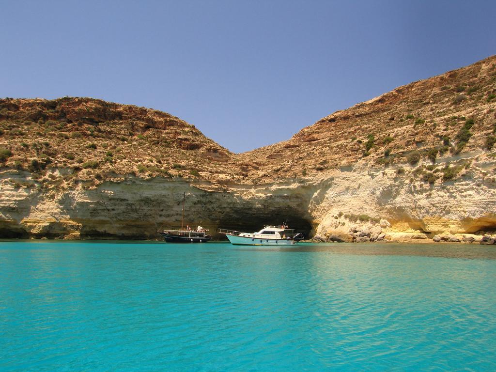 מלון למפדוזה I Dammusi Di Borgo Cala Creta מראה חיצוני תמונה