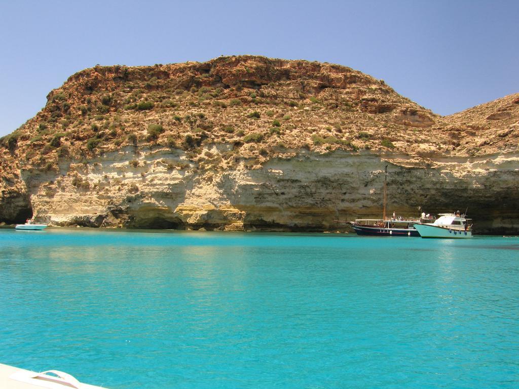 מלון למפדוזה I Dammusi Di Borgo Cala Creta מראה חיצוני תמונה
