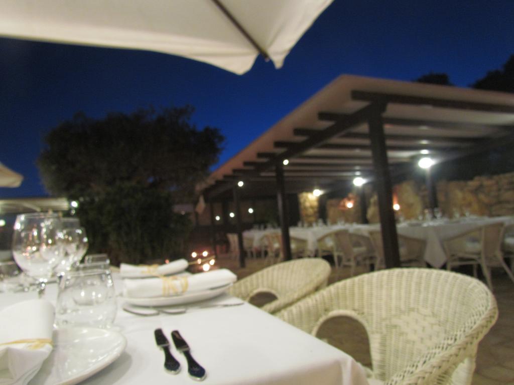 מלון למפדוזה I Dammusi Di Borgo Cala Creta מראה חיצוני תמונה